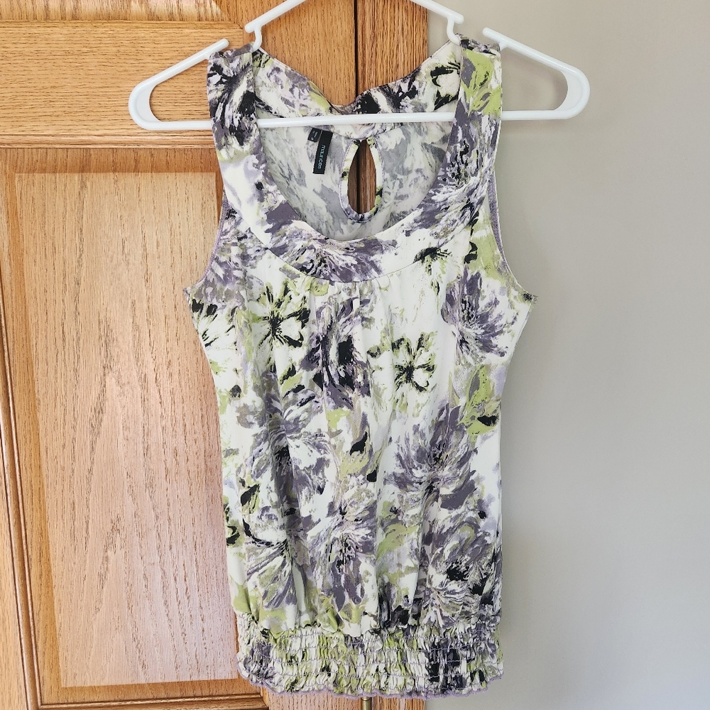 Maurices Tank